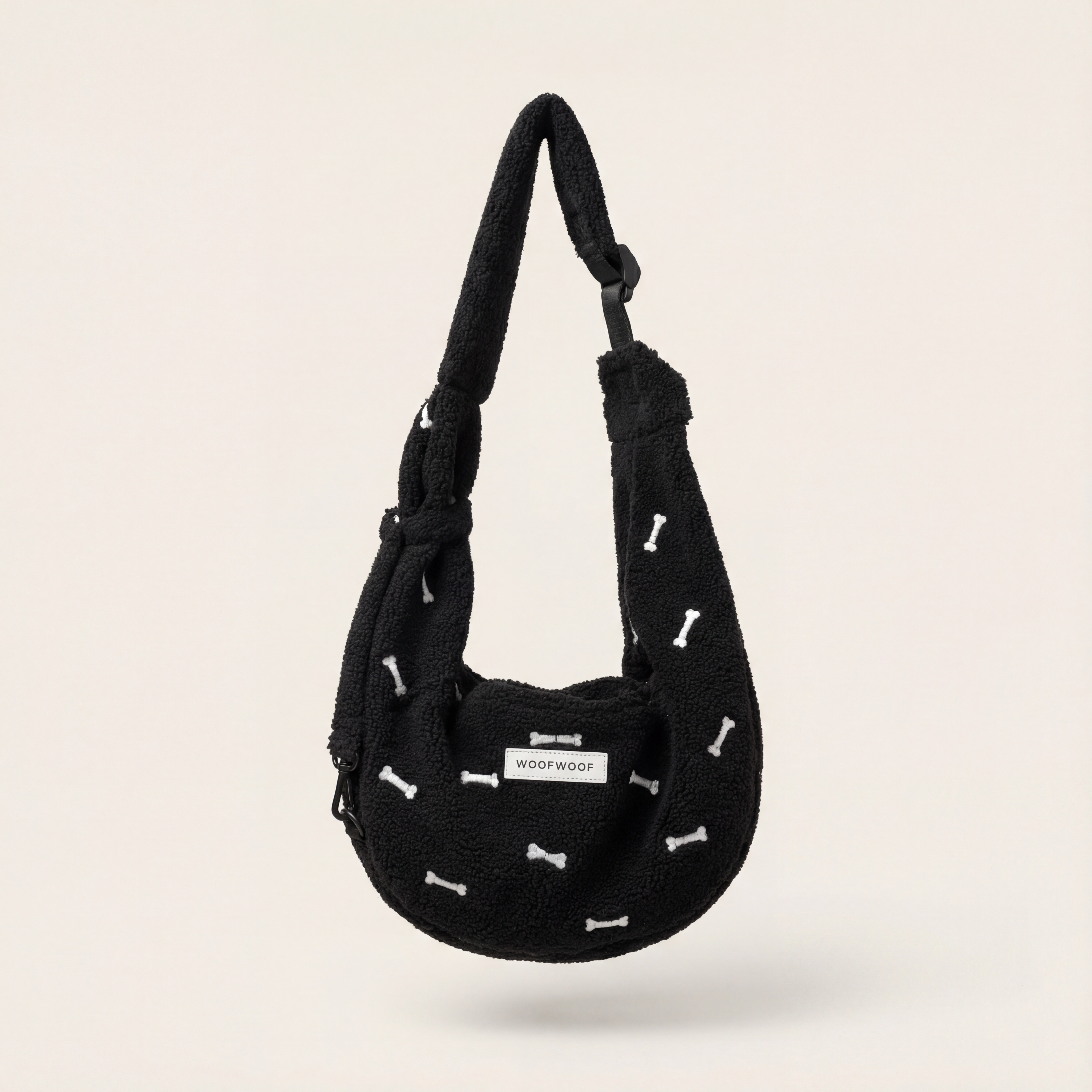 HONDEN DRAAGZAK ZWART met botjes